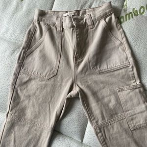 Pacsun cropped cargo pants size 25 size 2